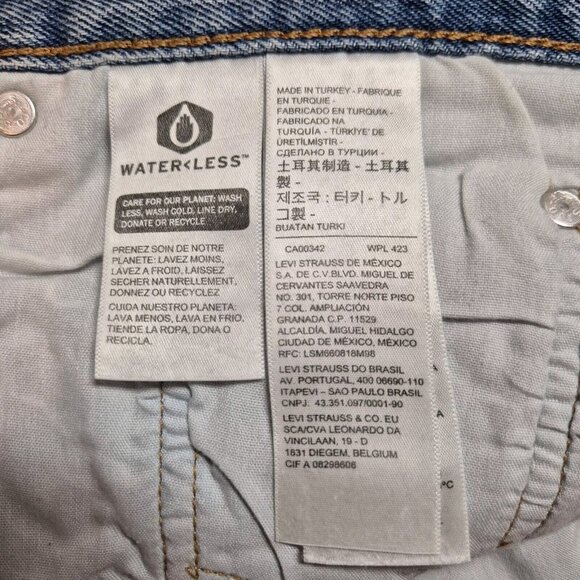 Levis Womens Jeans 501 Skinny High Rise Distressed Button Fly Size 31x28 NWT 36 - Picture 5 of 13